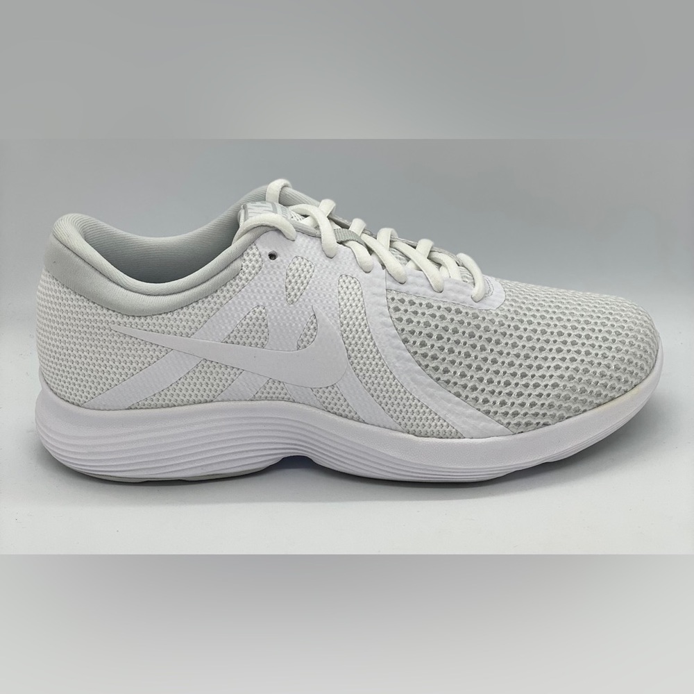 Nike Mens Revolution 4 4E Wide Shoes - White - AA7402-100